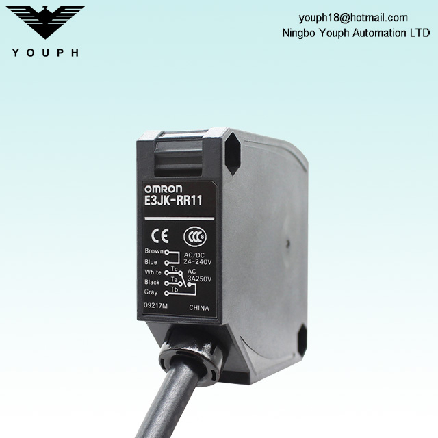 OMRON E3JK-RR11 Retro-reflective Photoelectric Sensor