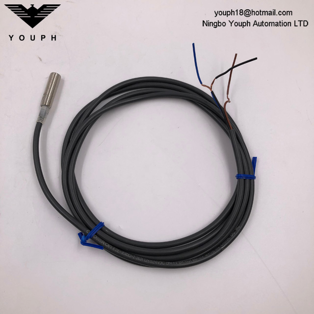 OMRON E2E-X1R5E2-Z E2E NEXT Series Proximity Sensor