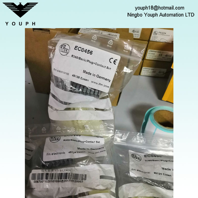 IFM EC0456 R360/Basic/Plug+Contact Set Standard Timer Contact Housing with Contacts