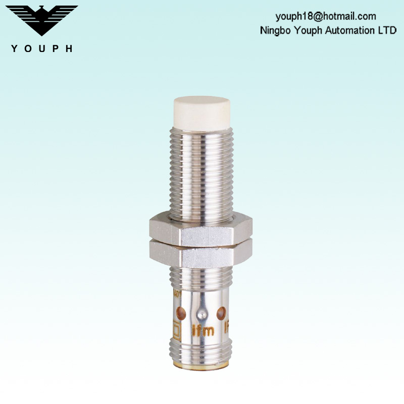 IFM IFC208 IFB3007-APKG/US-104 Inductive Sensor