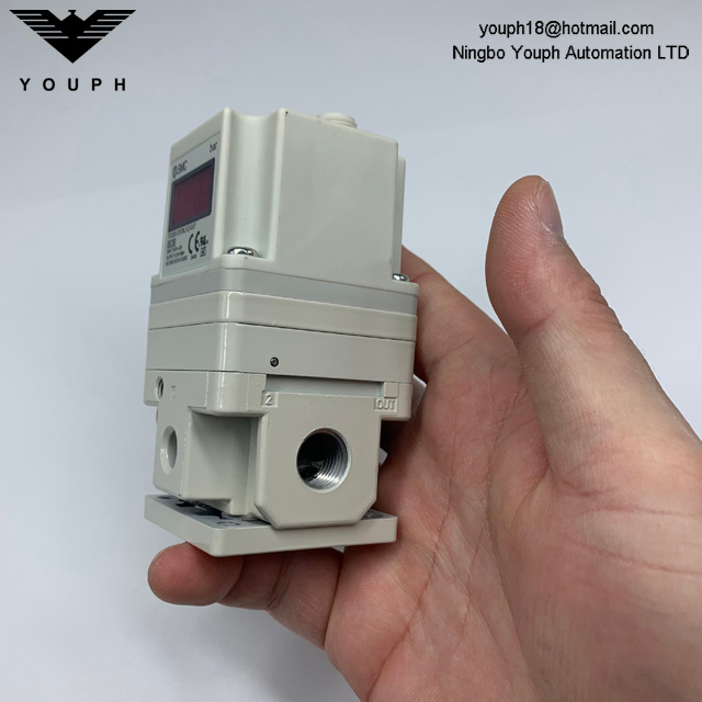 SMC ITV2050-31F2BL3-Q-X107 Electro-Pneumatic Regulator