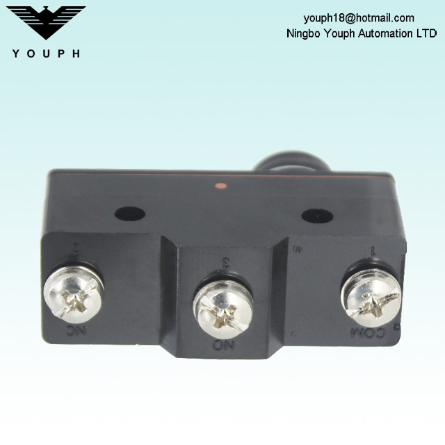 OMRON Z-15GK55-B Limit Switch