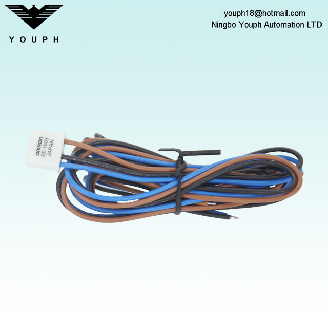 OMRON EE-1003 EE-SPY Photoelectric Switch Connection Wine with Connector