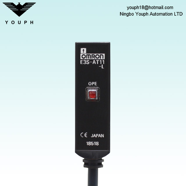 OMRON E3S-AT11-L Photoelectric switch