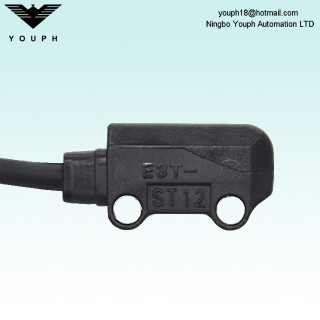 OMRON E3T-ST11 E3T-ST12 Photoelectric switch