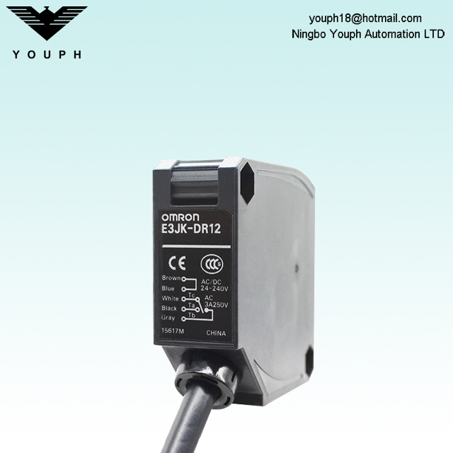 OMRON E3JK-DR12 Diffuse reflective Photoelectric Sensor