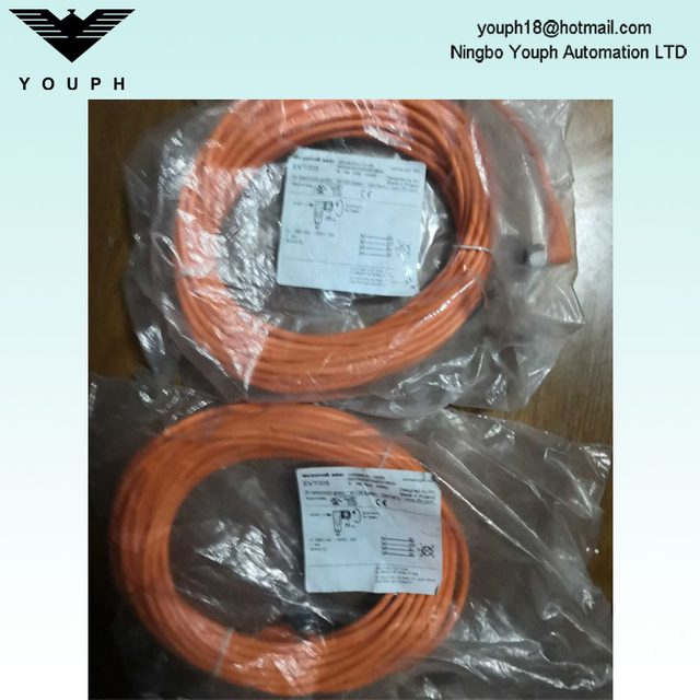 IFM EVT005 ADOAH040VAS0010E04 10m with Socket Connecting Cable