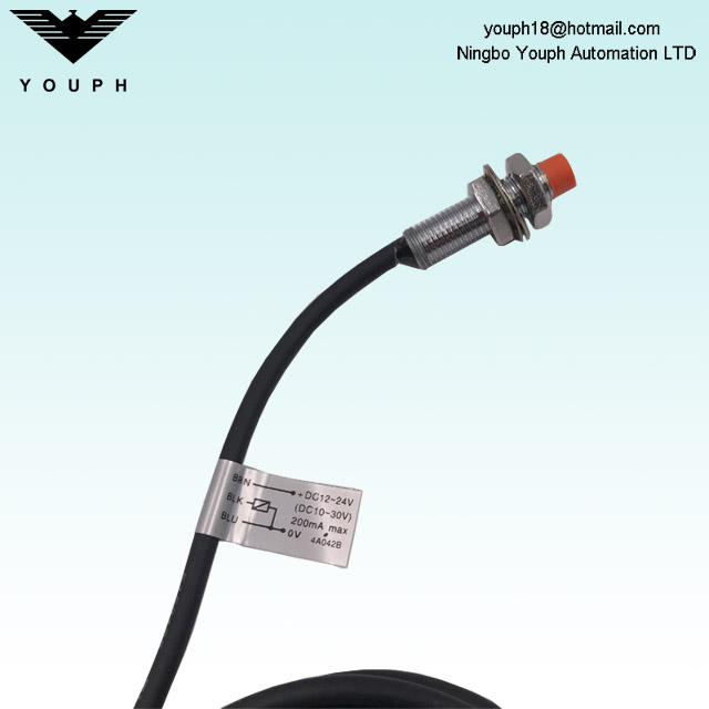 Autonics PR08-2DP DC 3-wire type Proximity switch Sensor