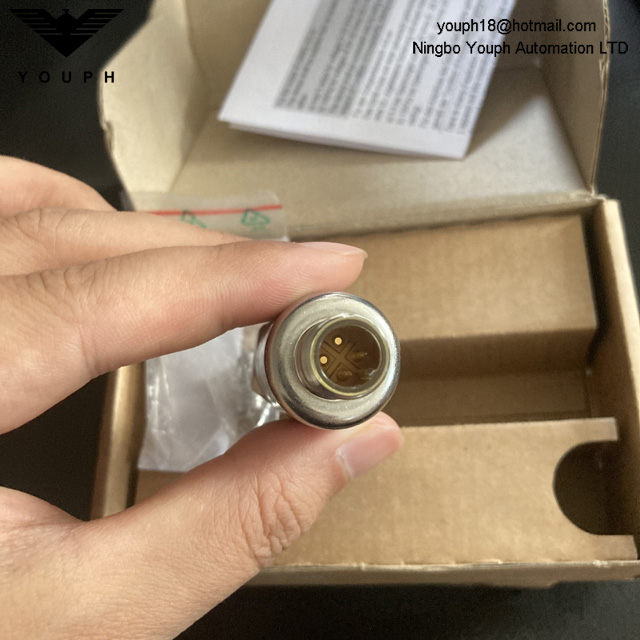 IFM VTV122 VIBRATION TRANSMITTER SENSOR