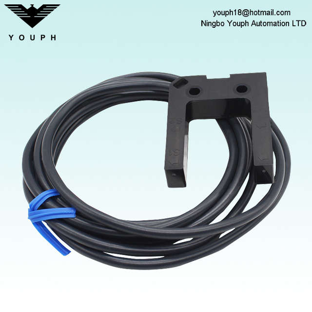 OMRON E3Z-G61 Photoelectric switch