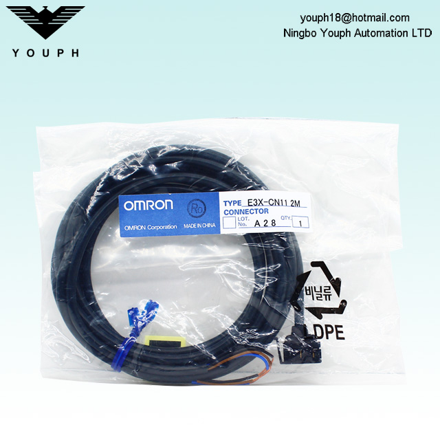 OMRON E3X-CN11 Simple Fiber Amplifier