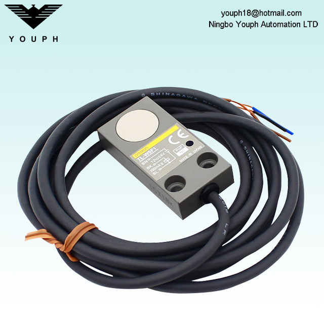 OMRON TYPE TL-W5F1 NPN Sensing Proximity Switch