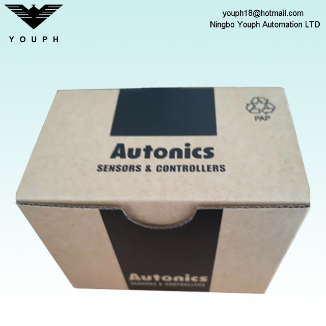 Autonics CR30-15AC M30 Normally closed CYLINDRICAL AC Proximity Sensor