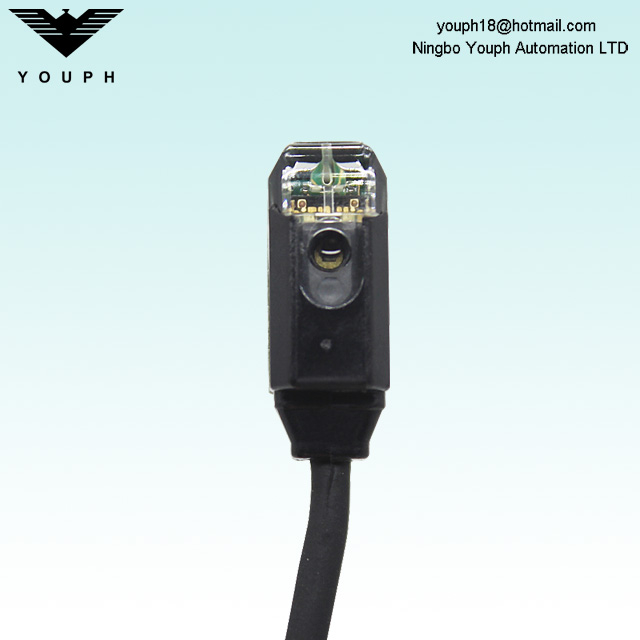 OMRON E3T-ST11 E3T-ST12 Photoelectric switch