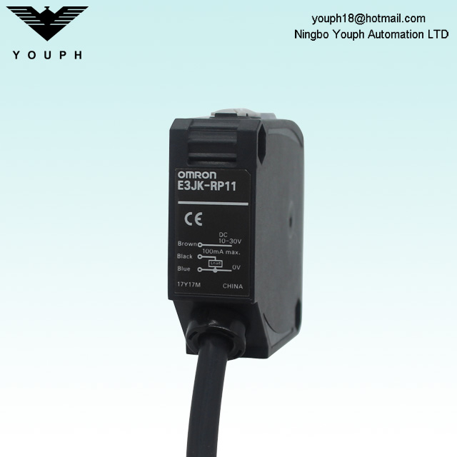 OMRON E3JK-RP11 Retro-reflective Photoelectric Sensor