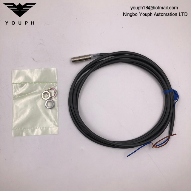 OMRON E2E-X2D1-N-Z E2E NEXT Series Proximity Sensor