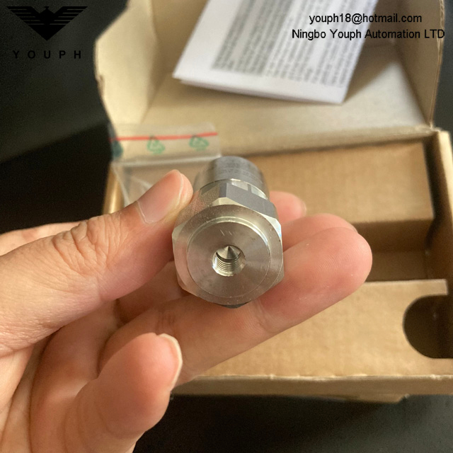 IFM VTV122 VIBRATION TRANSMITTER SENSOR