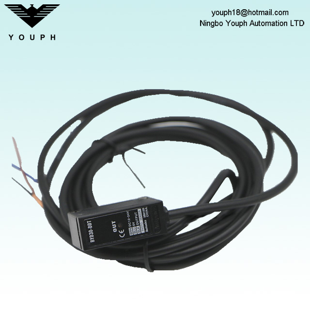 Autonics BYD30-DDT Convergent reflective Amplifier Photoelectric Sensor