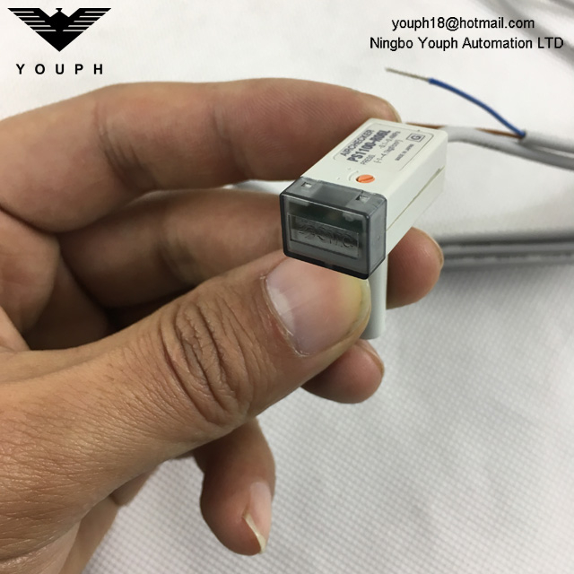 SMC PS1000-R06L PS1100-R06L Positive Pressure Air Checker Electronic Pressure Switch