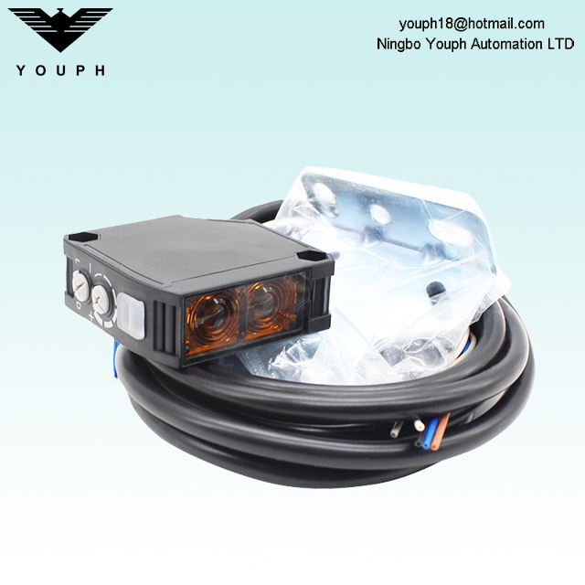 OMRON E3JK-RP11 Retro-reflective Photoelectric Sensor