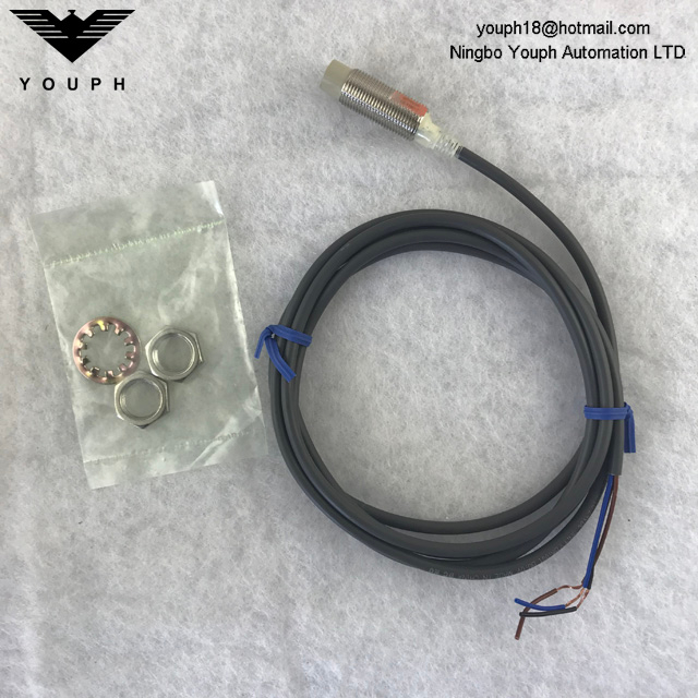 OMRON E2E-X5ME1-Z E2E NEXT Series DC 3 wire Proximity Sensor