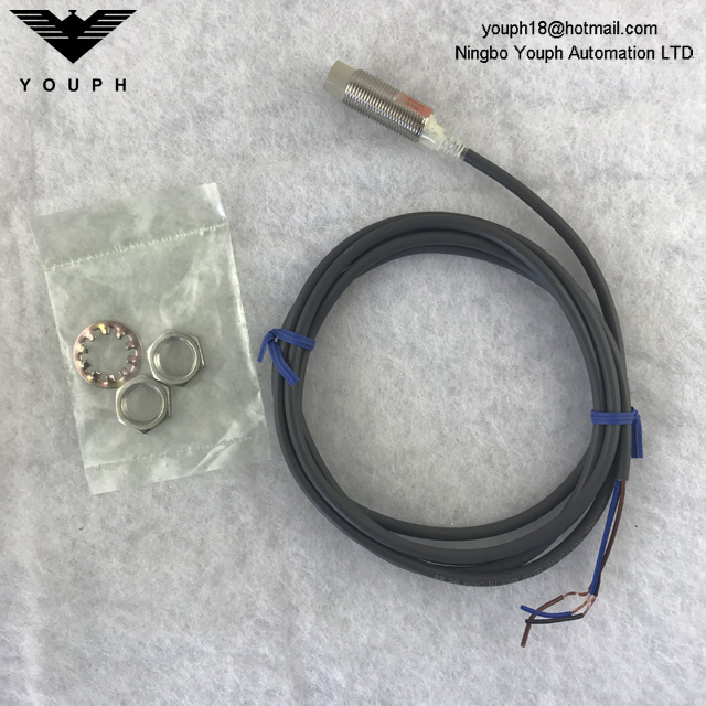 OMRON E2E-X5ME1-Z E2E NEXT Series DC 3 wire Proximity Sensor