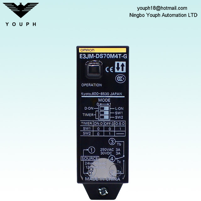 OMRON E3JM-DS70M4T-G Photoelectric Sensor