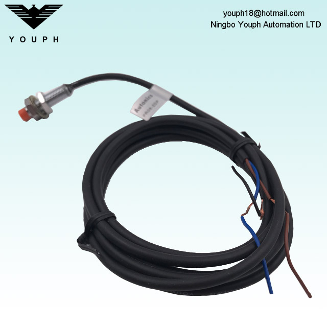 Autonics PR08-2DP DC 3-wire type Proximity switch Sensor