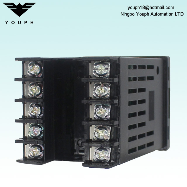 OMRON E5CZ-R2MT Temperature Controller