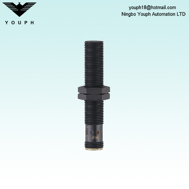 IFM IFW200 IFK3003BBPKG/K1/SC/US104 Inductive Sensor