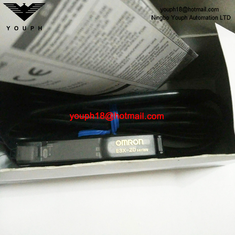 E3X-ZD11 Omron Fiber Optic Amplifier