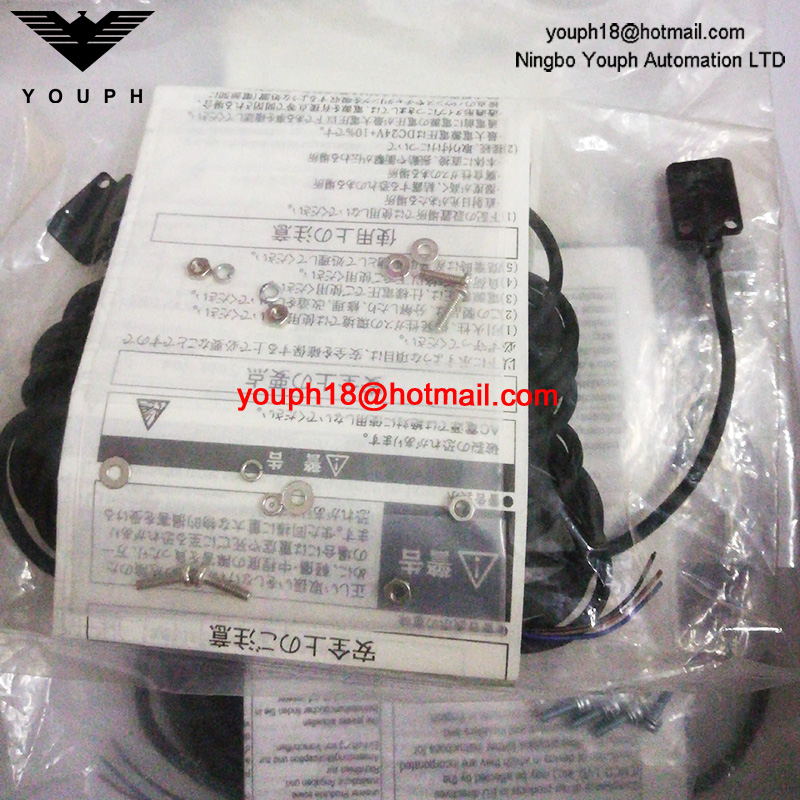 E3T-FT12 Omron Sensor