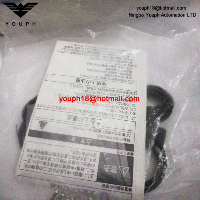 E3T-FL21 Omron Sensor